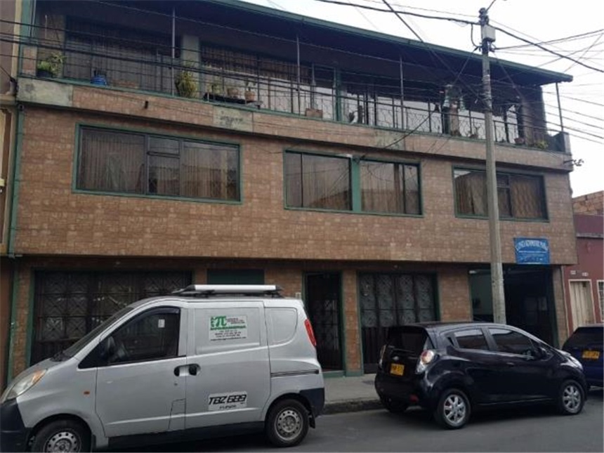 Casa en venta en Engativá, Bogotá · foto 4 de 18