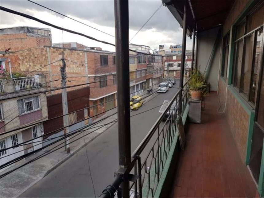 Casa en venta en Engativá, Bogotá · foto 9 de 18