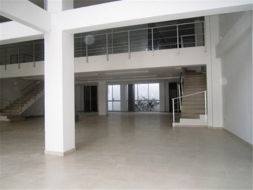Local en Arriendo - Vista 2