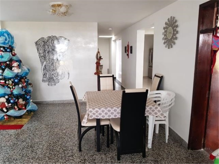 Casa de 3 alcobas en venta en San Alonso, Bucaramanga, 232 m² · foto 6 de 17