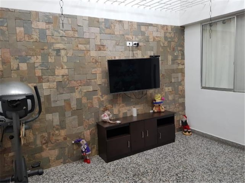 Casa de 3 alcobas en venta en San Alonso, Bucaramanga, 232 m² · foto 8 de 17