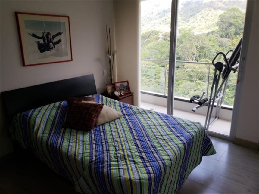 Apartamento de 4 alcobas en venta en Terrazas, Bucaramanga, 289 m² · foto 22 de 24