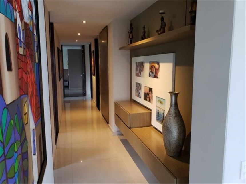 Apartamento de 4 alcobas en venta en Terrazas, Bucaramanga, 289 m² · foto 14 de 24