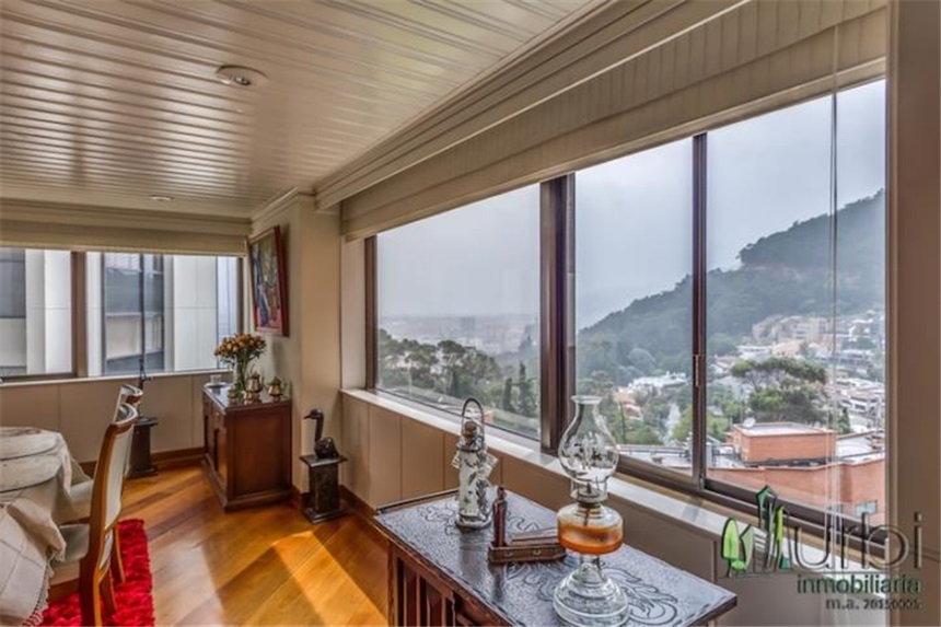 Piso – Bogotá, La Merced - Más