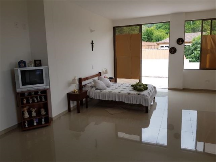 Casa de 6 alcobas en venta en Campo Verde, Piedecuesta, 757 m² · foto 10 de 24
