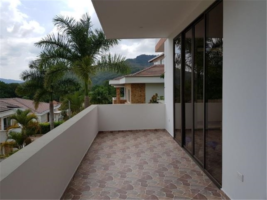 Casa de 6 alcobas en venta en Campo Verde, Piedecuesta, 757 m² · foto 23 de 24