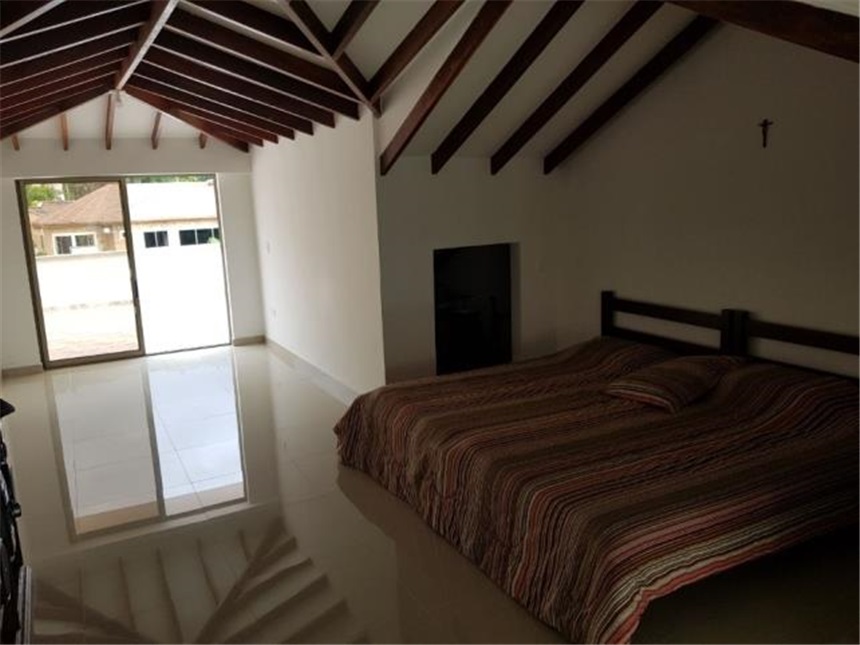 Casa de 6 alcobas en venta en Campo Verde, Piedecuesta, 757 m² · foto 14 de 24