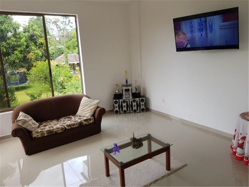 Casa de 6 alcobas en venta en Campo Verde, Piedecuesta, 757 m² · foto 8 de 24