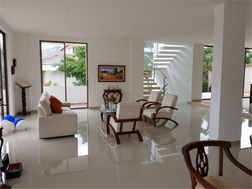 Casa de 6 alcobas en venta en Campo Verde, Piedecuesta, 757 m² · foto 6 de 24