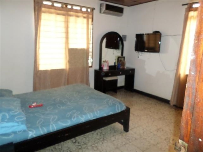 Casa de 6 alcobas en venta en Chuchurubi, Montería, 509 m² · foto 8 de 24