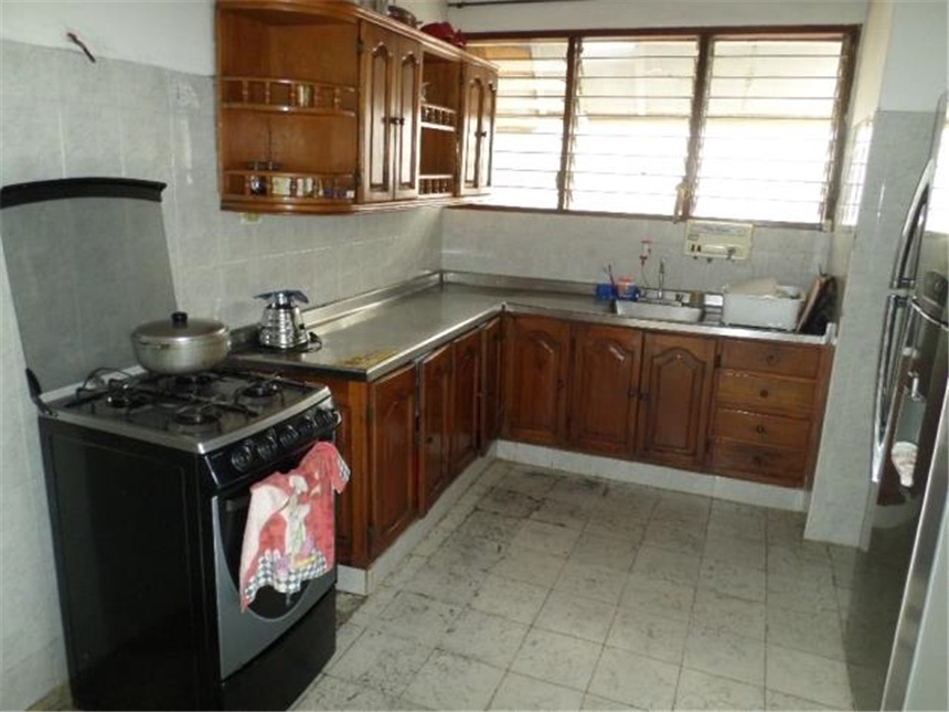 Casa de 6 alcobas en venta en Chuchurubi, Montería, 509 m² · foto 16 de 24
