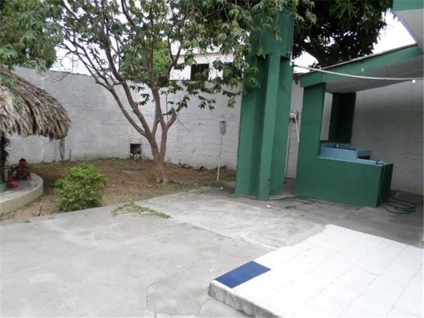 Casa de 6 alcobas en venta en Chuchurubi, Montería, 509 m² · foto 20 de 24