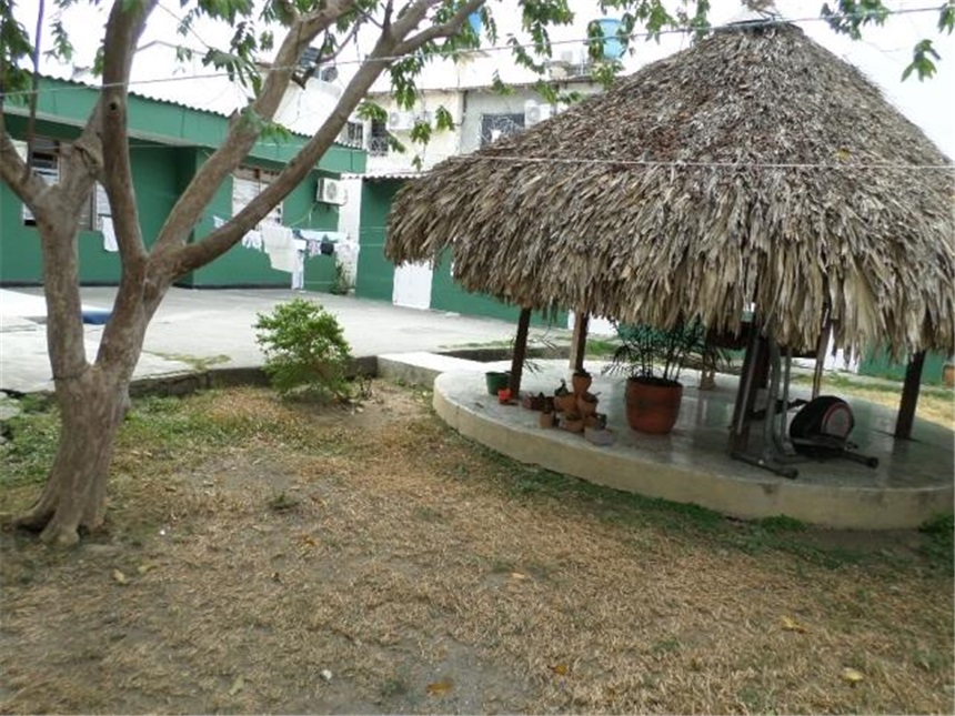Casa de 6 alcobas en venta en Chuchurubi, Montería, 509 m² · foto 23 de 24