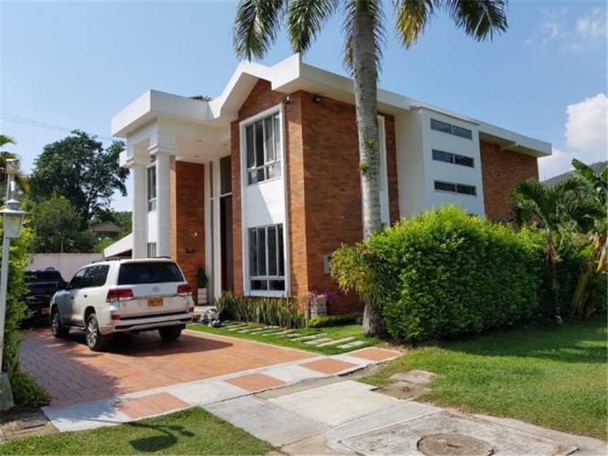Casa de 4 alcobas en venta en Campo Verde, Piedecuesta, 360 m² · foto 2 de 24