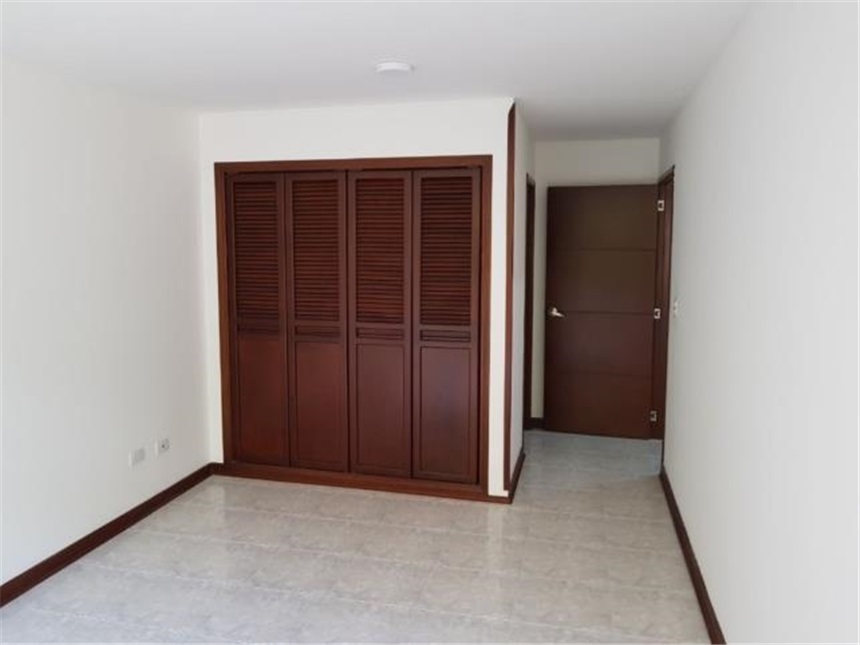 Apartamento de 2 alcobas en venta en Cabecera Del Llano, Bucaramanga, 84 m² · foto 13 de 14