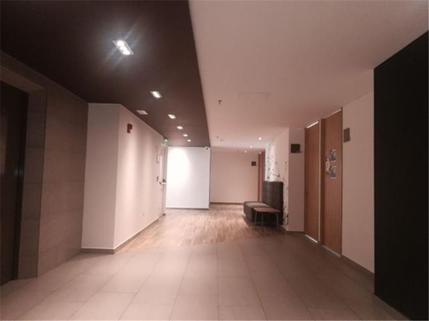 Oficina en Arriendo - Vista 2