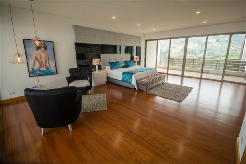 Apartamento de 4 alcobas en venta en Cabecera Del Llano, Bucaramanga, 525 m² · foto 14 de 24