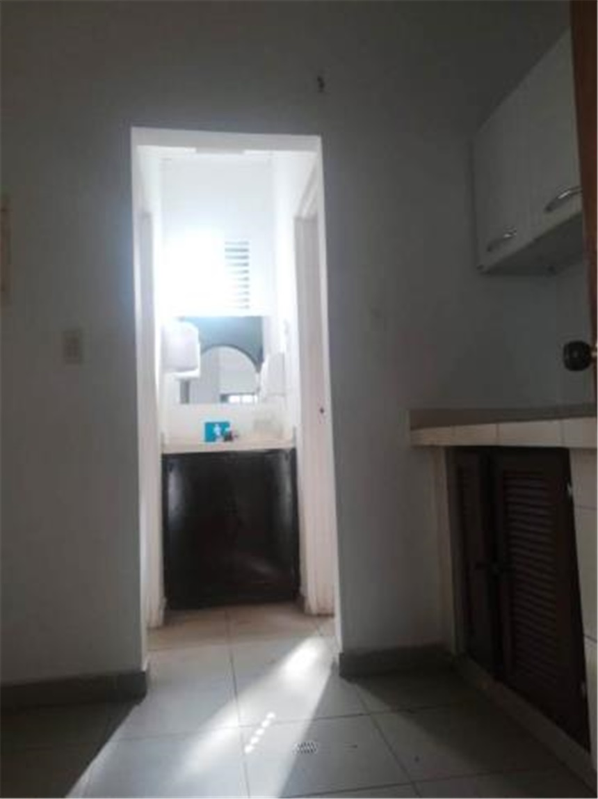 Local en Arriendo - Vista 4