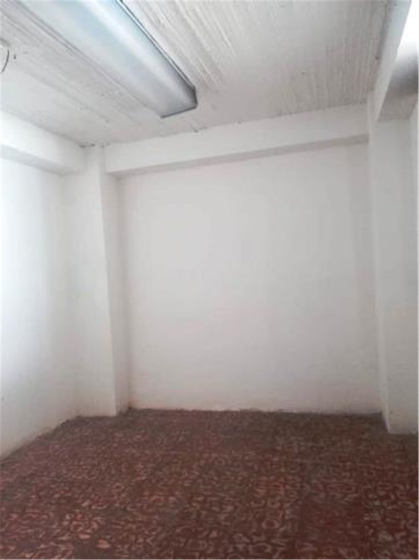 Local en Arriendo - Vista 5