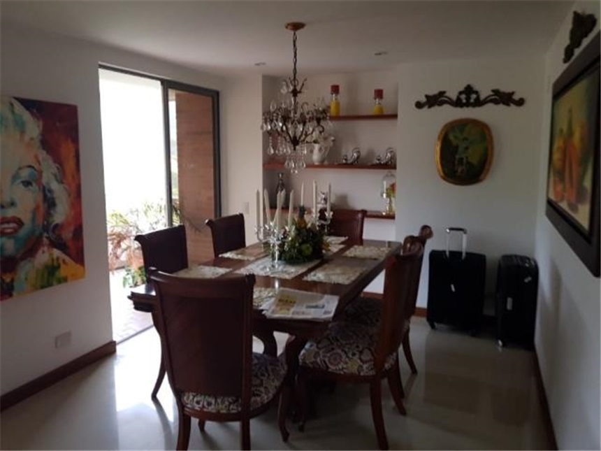 Apartamento de 3 alcobas en venta en Cabecera Del Llano, Bucaramanga, 175 m² · foto 8 de 24