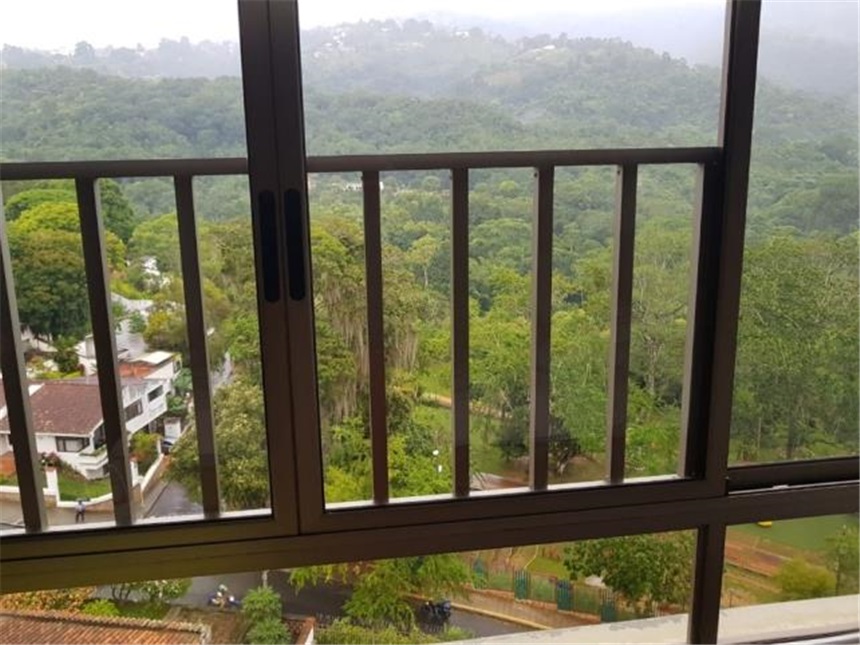 Apartamento de 3 alcobas en venta en Cabecera Del Llano, Bucaramanga, 175 m² · foto 10 de 24