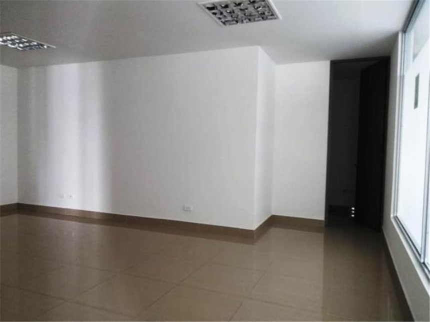 Oficina en Arriendo - Más