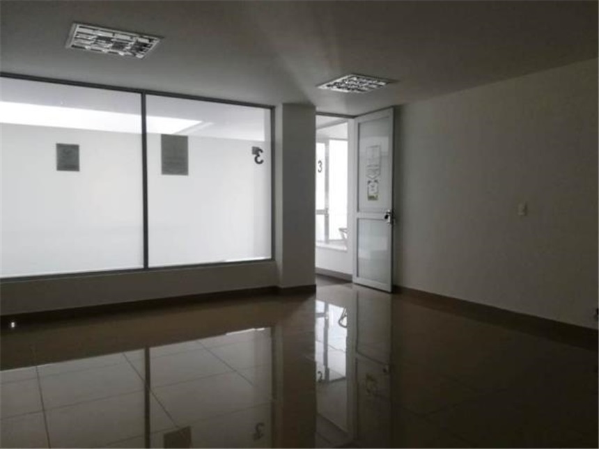 Oficina en Arriendo - Vista 2