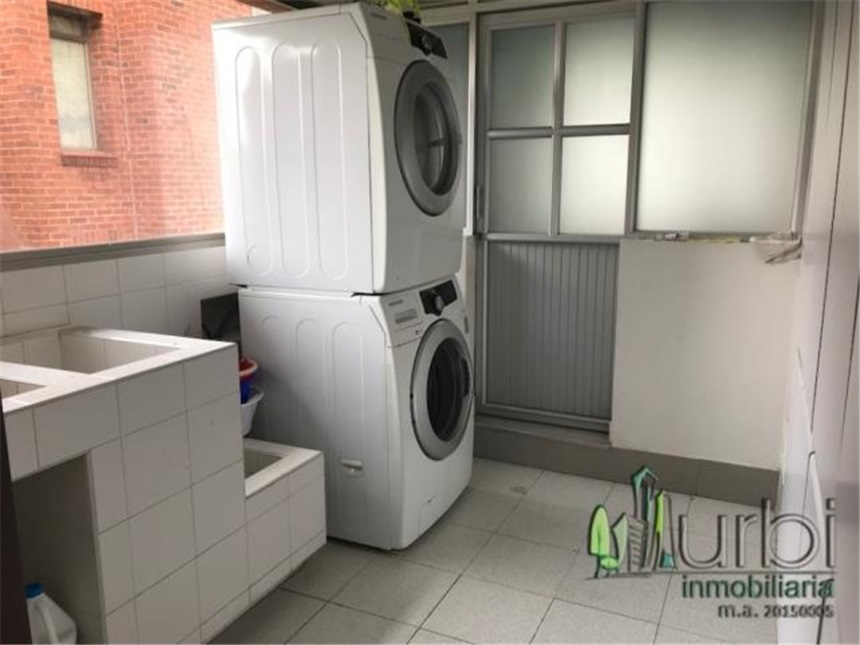 Casa de 3 alcobas en venta en Cerros De Suba, Bogotá, 336 m² · foto 11 de 24