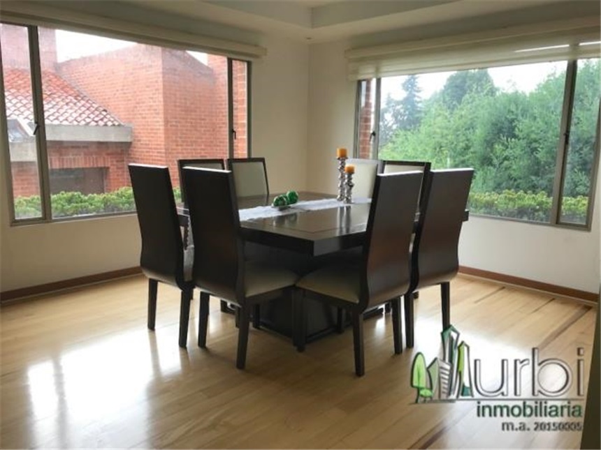 Casa de 3 alcobas en venta en Cerros De Suba, Bogotá, 336 m² · foto 6 de 24