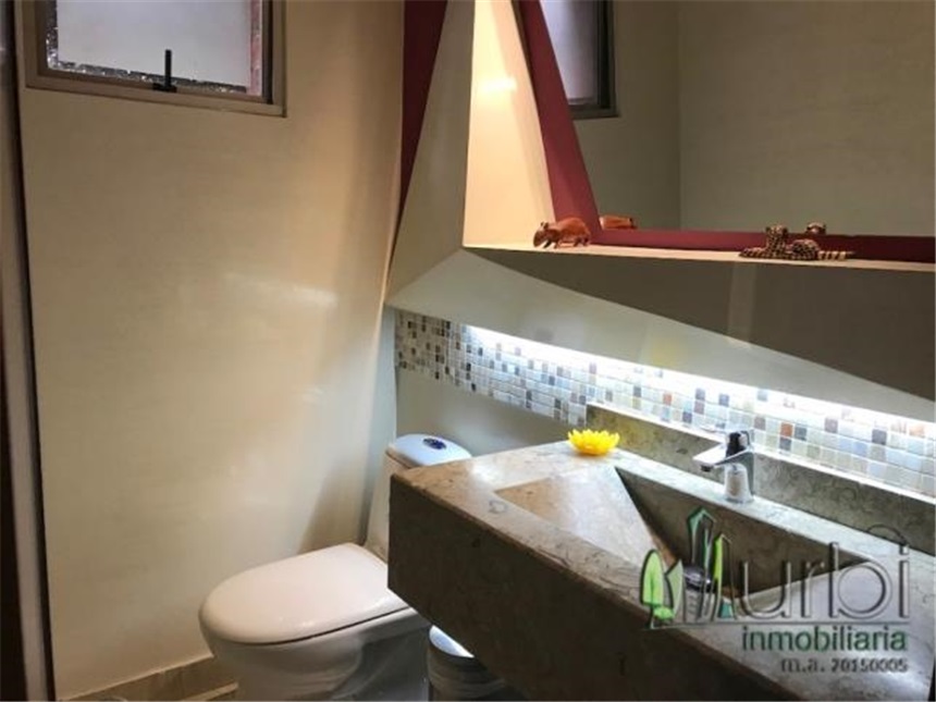 Casa de 3 alcobas en venta en Cerros De Suba, Bogotá, 336 m² · foto 4 de 24