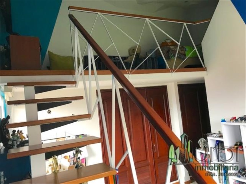 Casa de 3 alcobas en venta en Cerros De Suba, Bogotá, 336 m² · foto 22 de 24