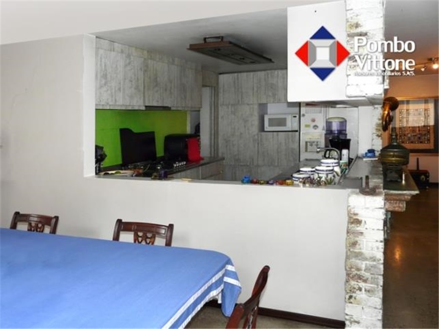 Apartamento de 3 alcobas en venta en Chico Norte, Bogotá, 147 m² · foto 2 de 18