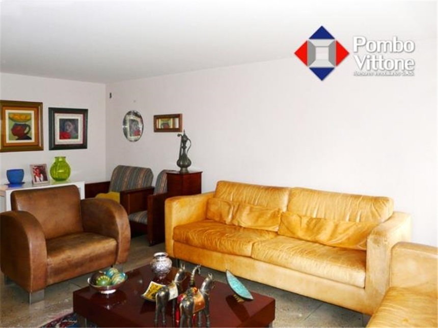 Apartamento de 3 alcobas en venta en Chico Norte, Bogotá, 147 m² · foto 4 de 18