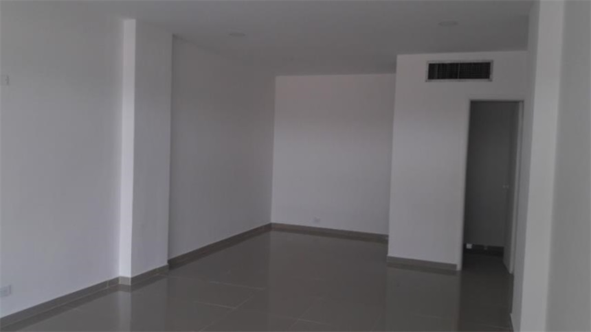 Local en Arriendo - Vista 2