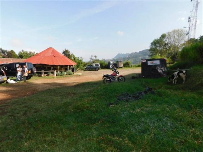 Finca en venta en Alto Tablazo, Manizales, 12400 m² · foto 4 de 24