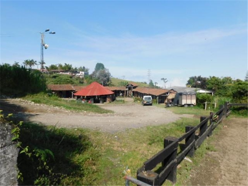 Finca en venta en Alto Tablazo, Manizales, 12400 m² · foto 6 de 24