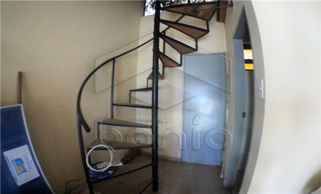 Local en Arriendo - Más