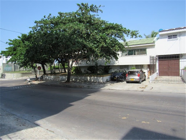 Casa de 5 alcobas en venta en La Campiña, Barranquilla, 390 m² · foto 3 de 13