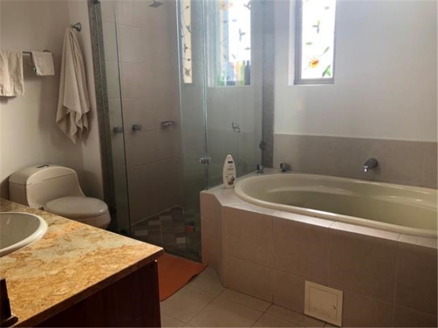 Casa de 5 alcobas en venta en Siberia, Cota, 320 m² · foto 16 de 24