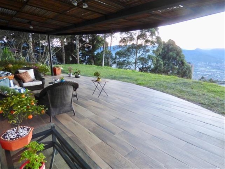 Casa de 5 alcobas en venta en El Poblado, Medellín, 400 m² · foto 6 de 24