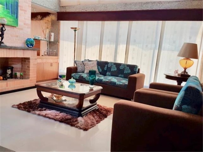 Casa de 5 alcobas en venta en El Poblado, Medellín, 400 m² · foto 4 de 24