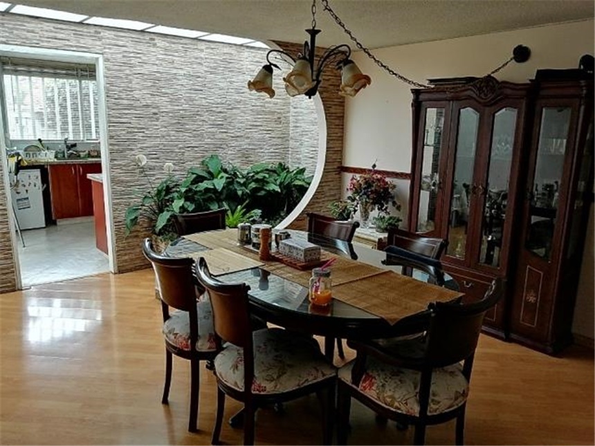 Casa en venta en Niza, Bogotá · foto 4 de 24