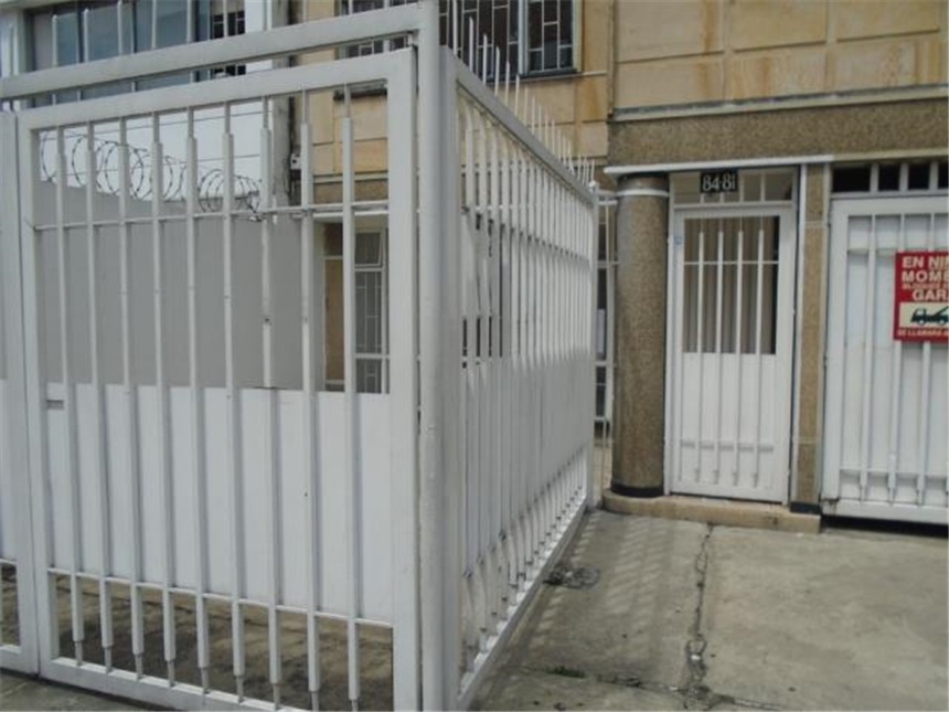 Local en Arriendo - Vista 2