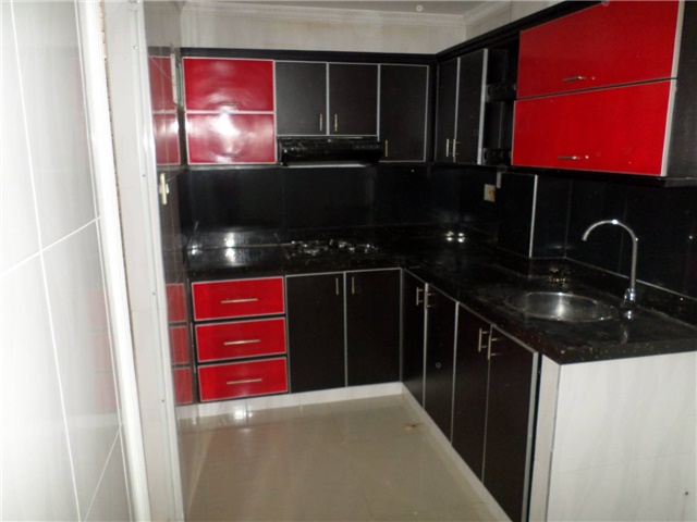 Casa de 11 alcobas en venta en La Julia, Montería, 300 m² · foto 3 de 24