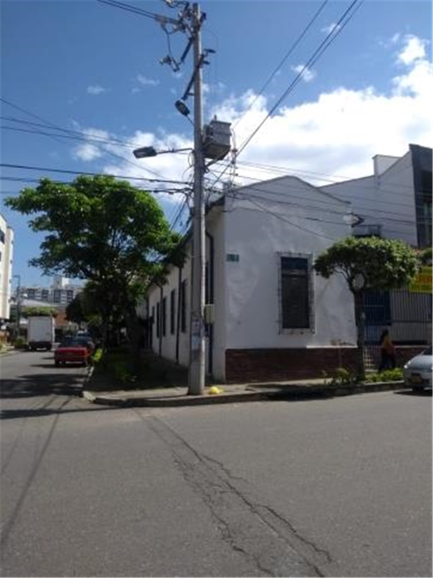 Casa de 7 alcobas en venta en La Ceiba, Bucaramanga, 230 m² · foto 4 de 17
