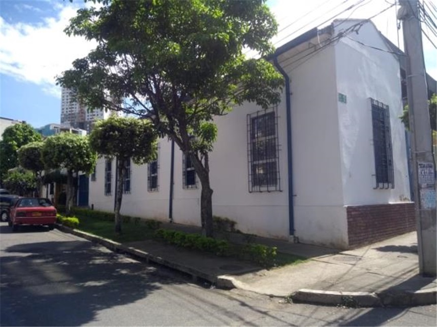 Casa de 7 alcobas en venta en La Ceiba, Bucaramanga, 230 m² · foto 3 de 17