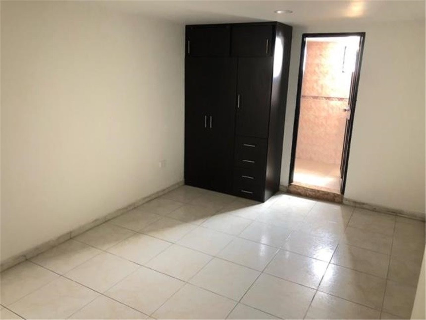 Casa de 5 alcobas en venta en San Jose, Armenia, 275 m² · foto 9 de 24