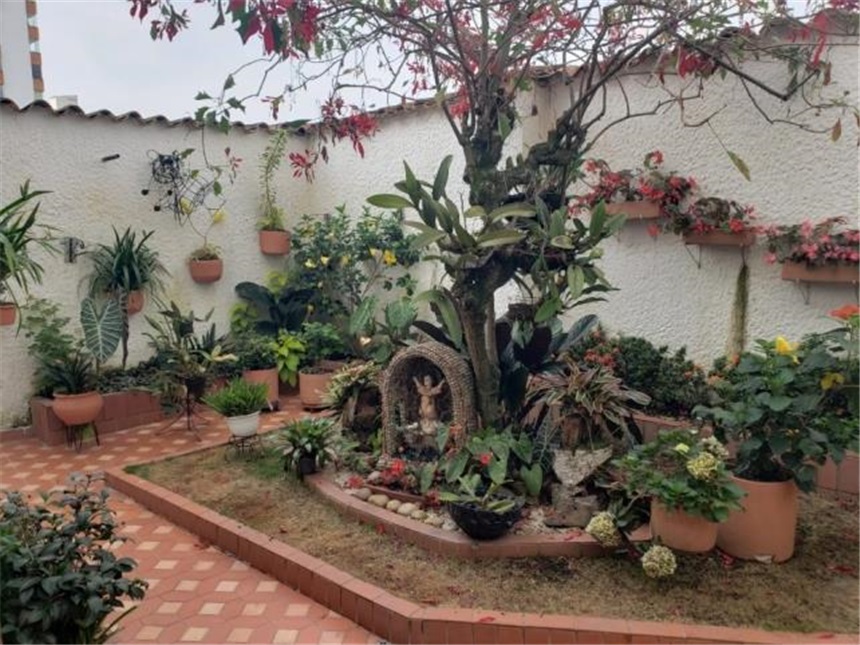 Casa de 5 alcobas en venta en Cabecera Del Llano, Bucaramanga, 580 m² · foto 17 de 21