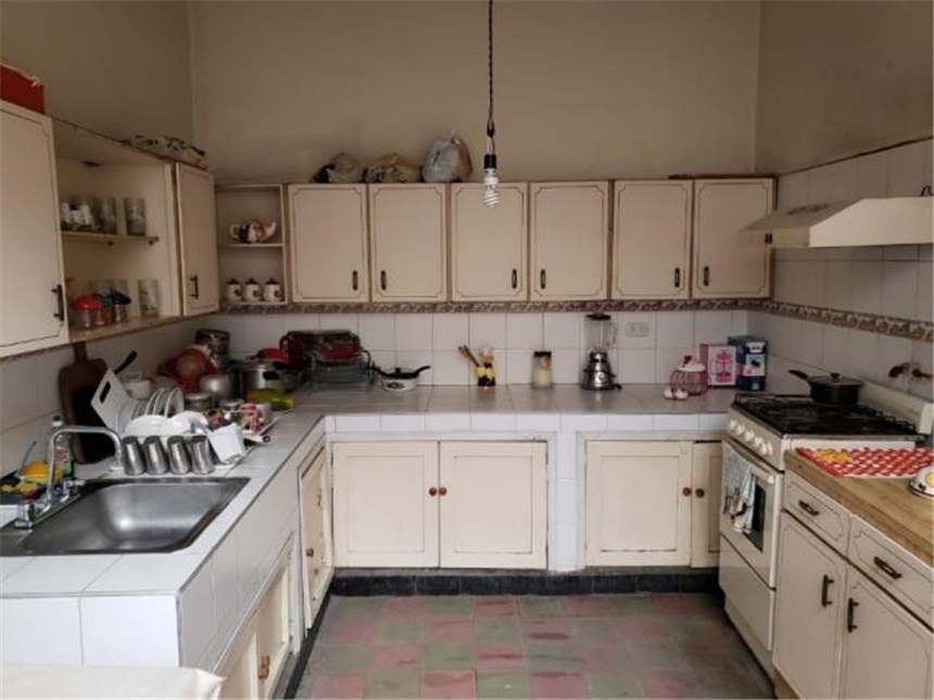 Casa de 7 alcobas en venta en San Francisco, Bucaramanga, 338 m² · foto 3 de 18