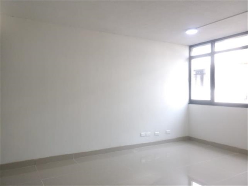 Oficina en venta en El Centro, Manizales, 24 m² · foto 2 de 7